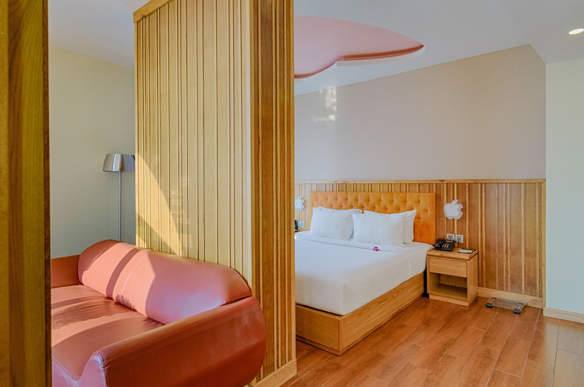 Sea Queen Hotel Da Nang Bagian luar foto