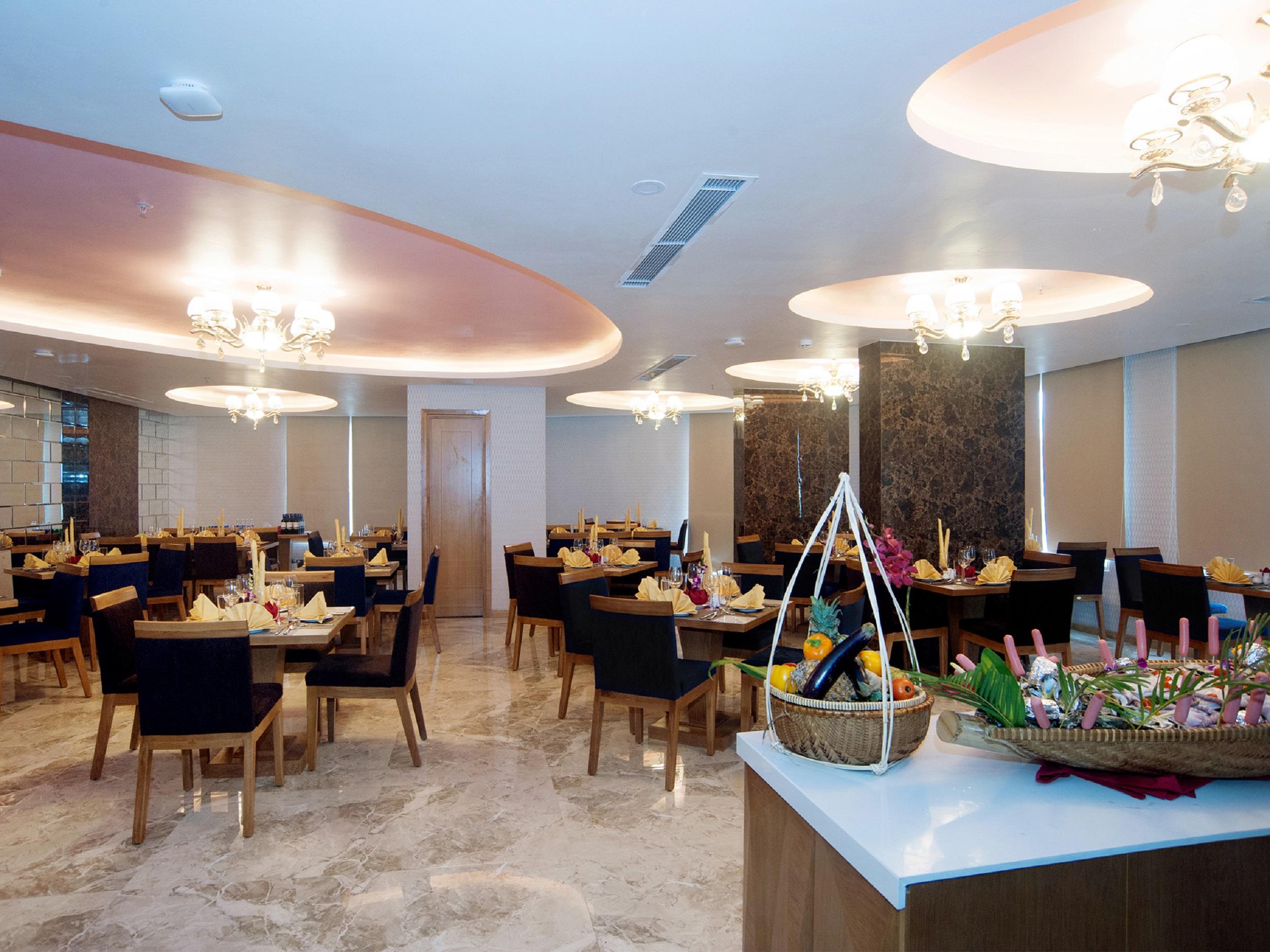 Sea Queen Hotel Da Nang Bagian luar foto