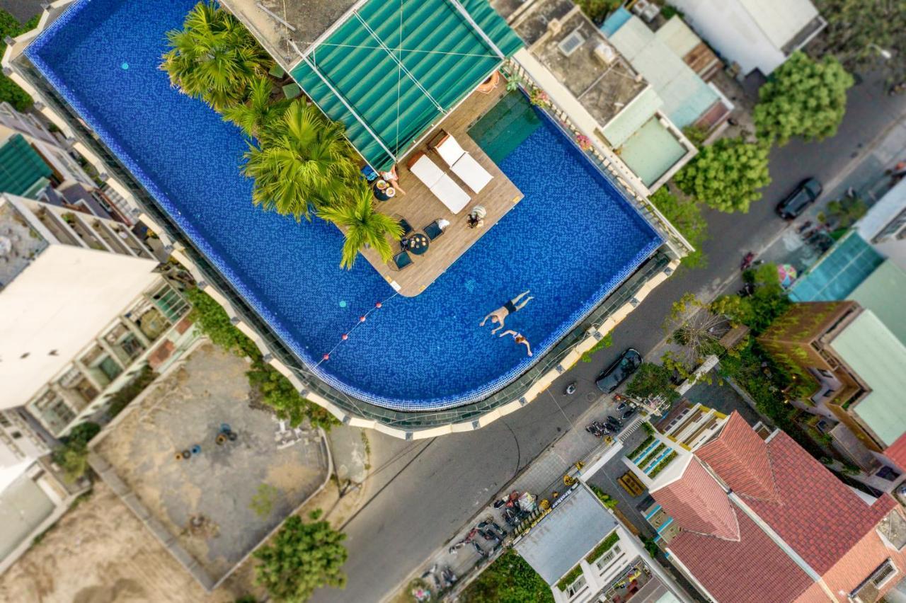 Sea Queen Hotel Da Nang Bagian luar foto