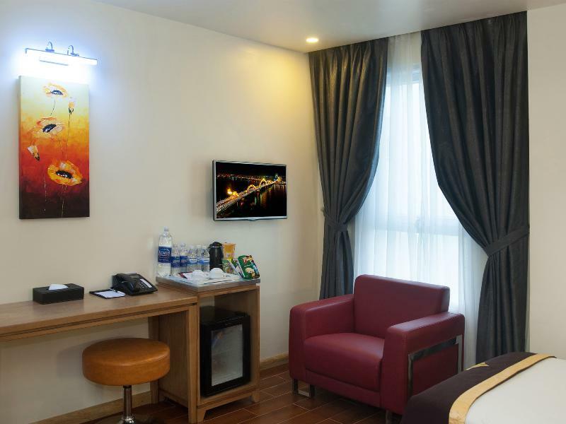 Sea Queen Hotel Da Nang Bagian luar foto